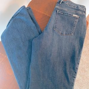 Eddie Bauer Curvy Bootcut Jeans - T16 - like NEW!